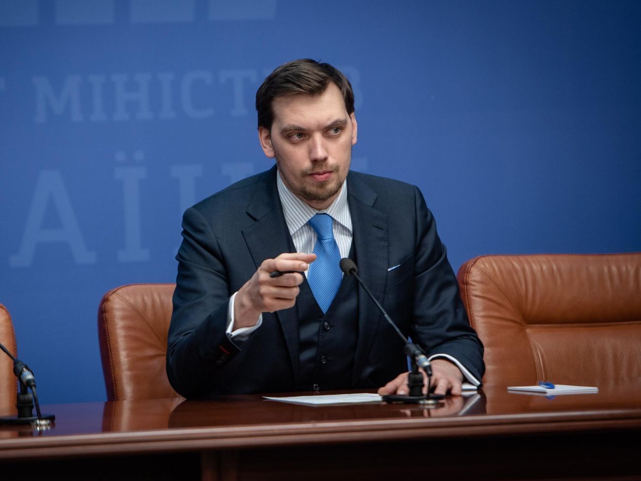 Гончарук зазначив, що остаточного рішення стосовно створення мінспорту поки немає