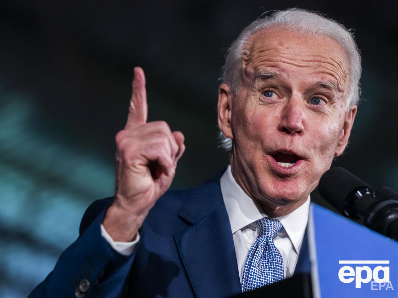 Байден празднует первую победу на праймериз