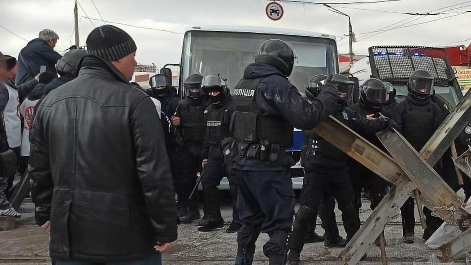 28 лютого харківські правоохоронці оголосили про підозру 56 учасникам сутичок