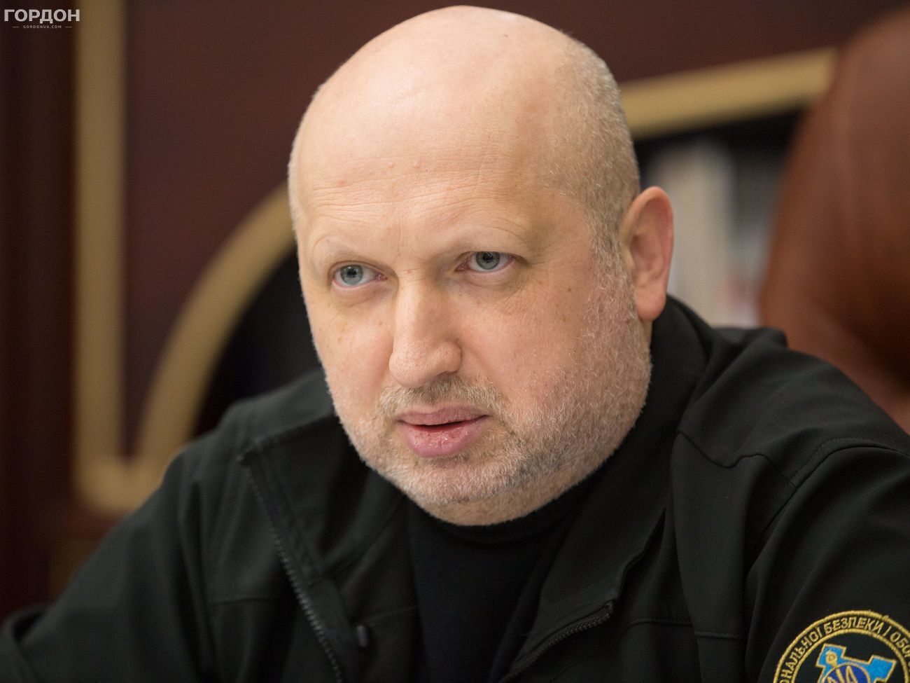 Турчинов: Была команда не сдаваться и выходить с оружием