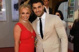 До схуднення наречений Спірс мав інший вигляд