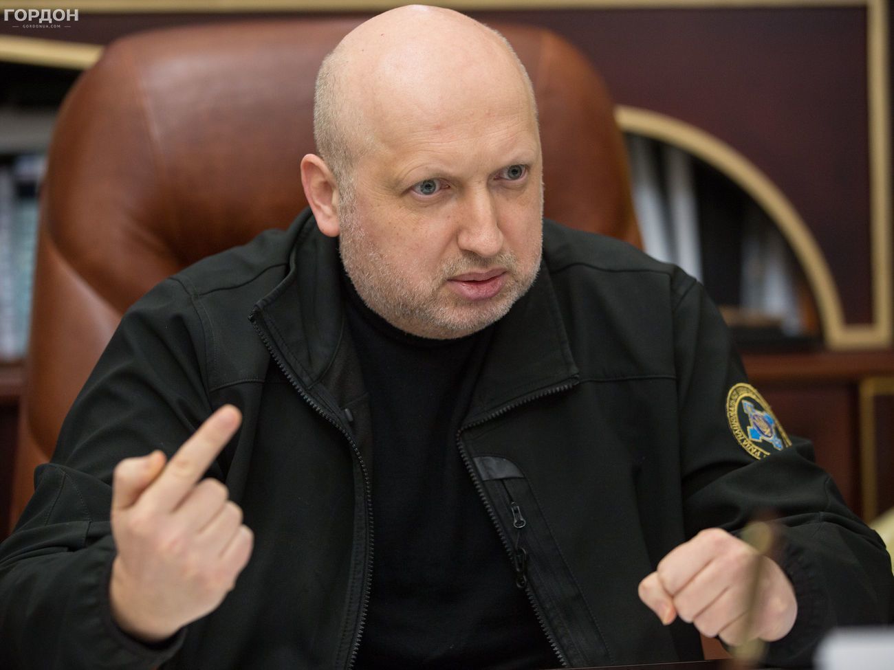 Турчинов:&nbsp;Мне звонили и просили отменить мобилизацию, потому что мы "провоцируем Россию"