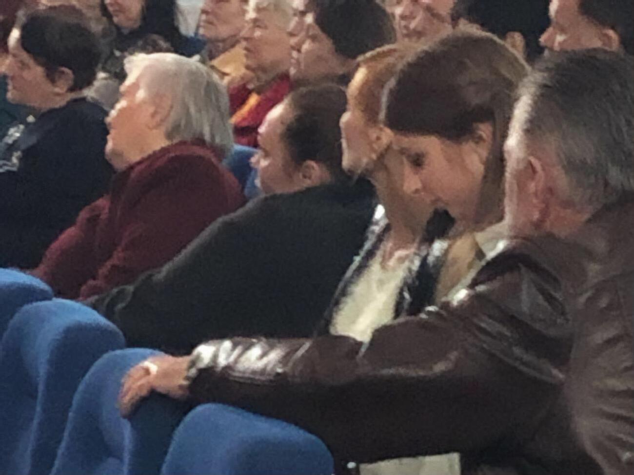 Колектив заводу проголосував за те, щоб провокатори покинули зал, стверджує видання