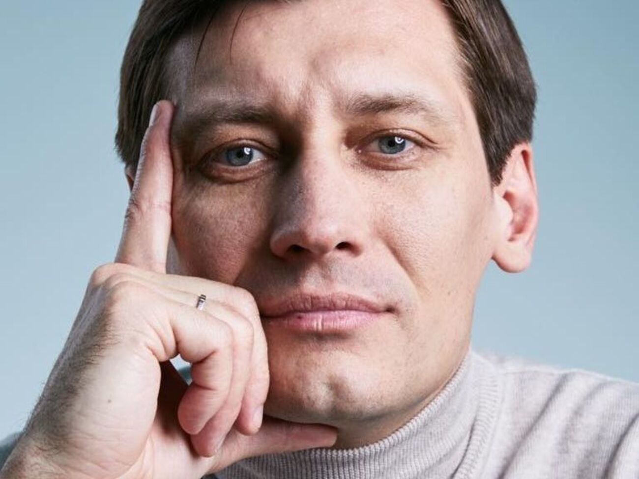 Вся эта неприличная возня с конституцией РФ затевалась ради одного момента – двух новых сроков Путина