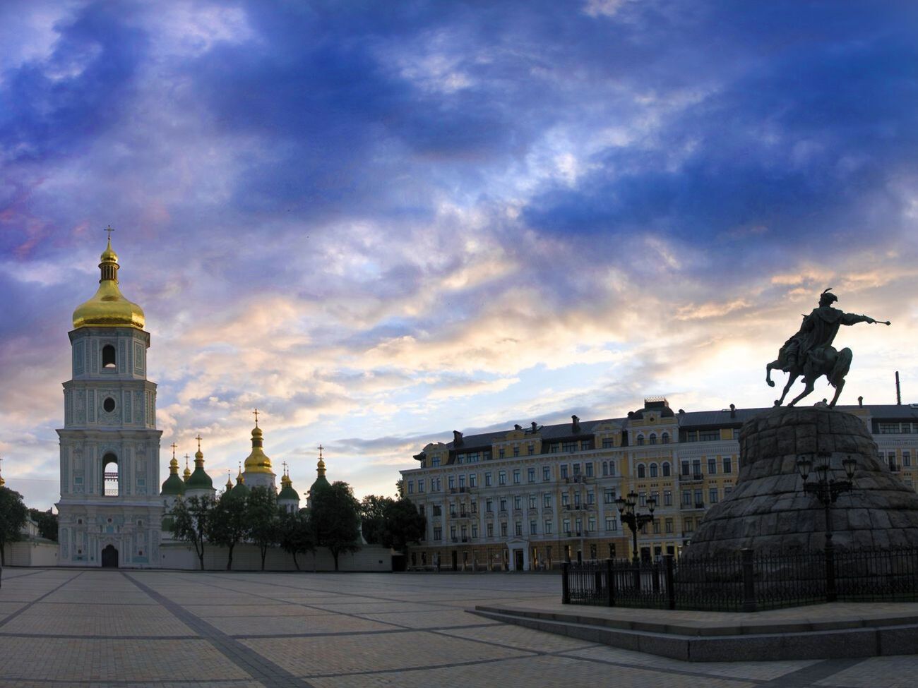 У ніч на 8 березня температура повітря не опускалася нижче від +7 &deg;С, що на 2,2 градуса вище, ніж у 1906 році