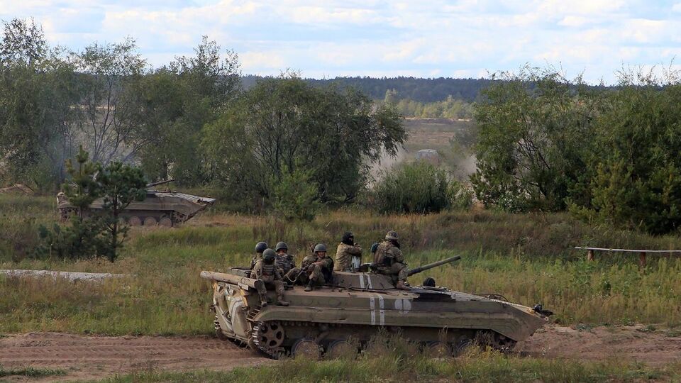 В штабе ООС заверили, что ответили на обстрелы боевиками прицельным огнем