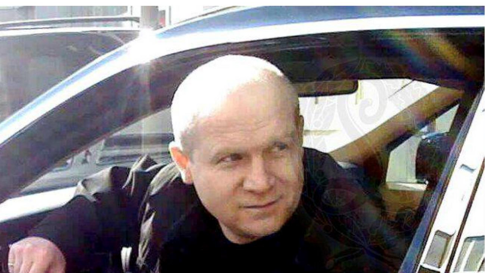 Исследователи Bellingcat предполагают, что Пулатов был причастен к охране установки "Бук", из которой сбили самолет