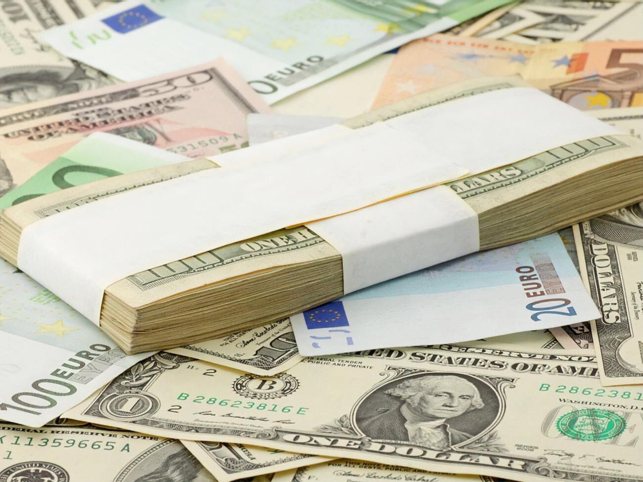 НБУ установил курс валют на 11 марта