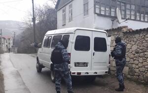 Сьогодні російські силовики проводили обшуки в будинках кримських татар у Бахчисараї та Бахчисарайському районі