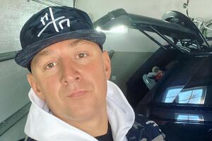 Потап: А ми завжди просимо щоб люди не підходили близько до приладів на сцені