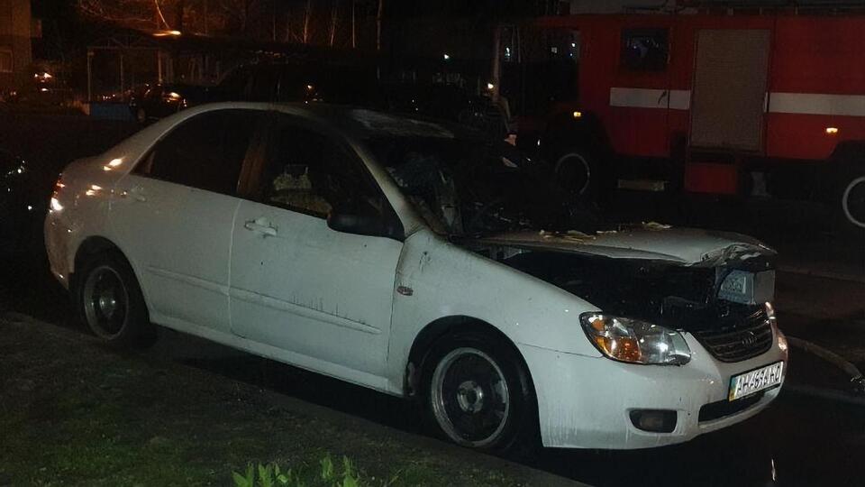 Фірсов сказав, що після пожежі автомобіль відновити не можна