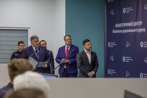 Зеленський і керівники МВС узяли участь у презентації системи автоматичної фотовідеофіксації