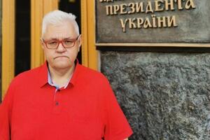 Накануне презентации своего проекта Сивохо назвал войну на Донбассе "внутренним конфликтом"