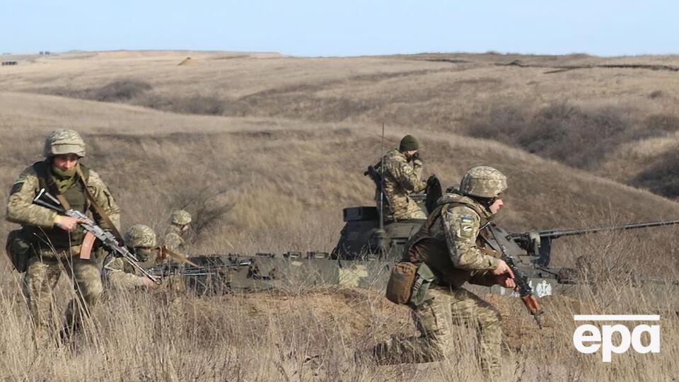10 марта боевики обстреляли военный грузовой автомобиль украинских военных вблизи населенного пункта Пески