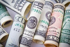 Колишній посадовець Мін'юсту вимагав у підлеглого тисячу доларів