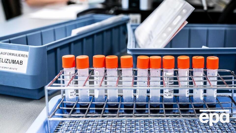 Еще два положительных теста на COVID-19 зафиксированы в Украине