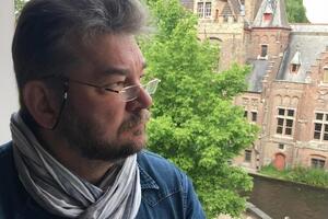 Лукашевич: Час легкого виходу із ситуації втрачено. Зараз ми дурістю прикриваємо брехню