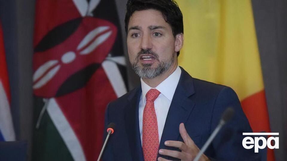 Трюдо проведе день у телефонних дзвінках і віртуальних зустрічах із дому