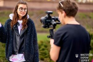 Jerry Heil приняла участие в съемках ролика для Минздрава