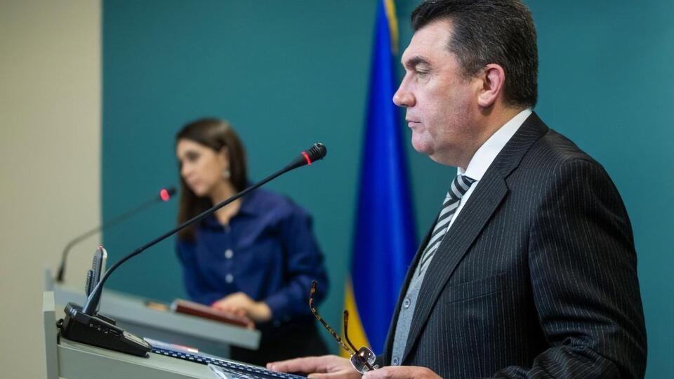 Данілов повідомив, що на окупованому Донбасі є підтверджені випадки зараження коронавірусом. Бойовики "ДНР" спростовують цю інформацію