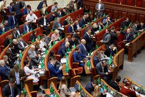 Депутаты от "Слуги народа" призвали больше информировать их о переговорах с Россией