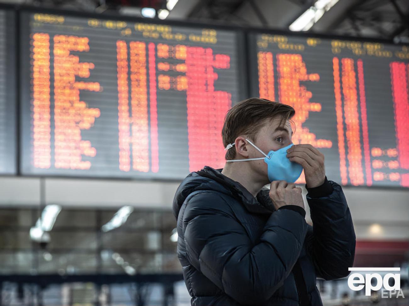 На тлі світової епідемії коронавірусу в Україні зріс попит на маски