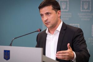 Зеленський рекомендував громадянам утриматися від поїздок за кордон