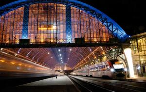 Потяги "Інтерсіті" курсуватимуть не до Перемишля, а тільки до Львова