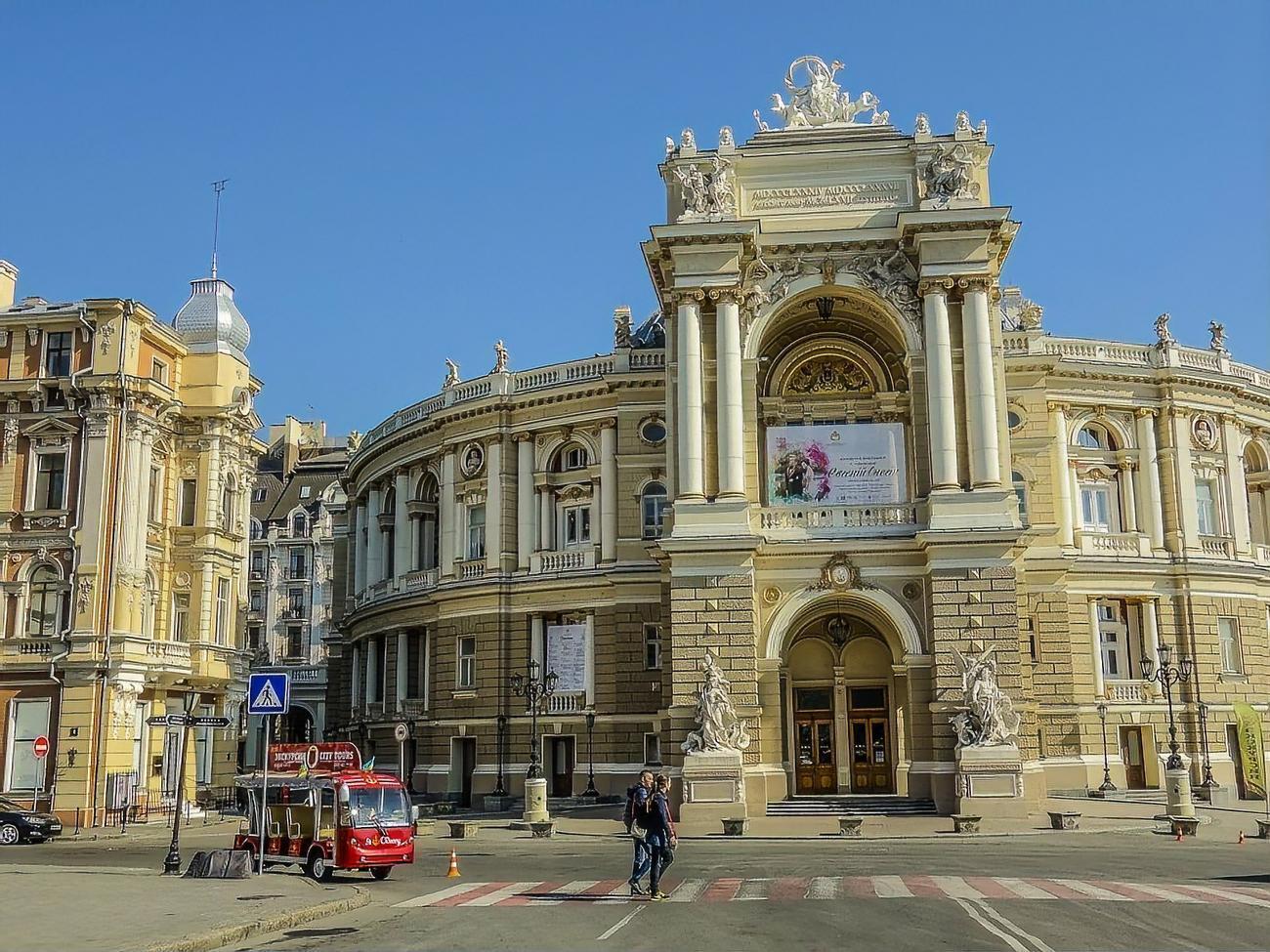 В Одесі мають закрити всі заклади, зокрема розважальні