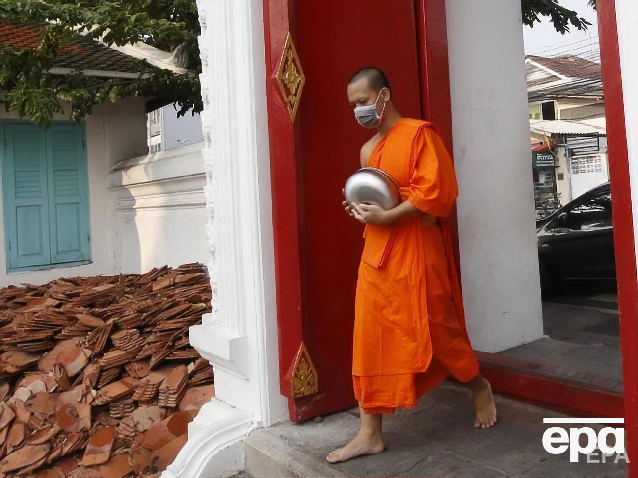 У світі зростає захворюваність на COVID-19