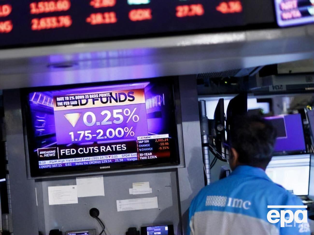 Это уже второе снижение ставки Федрезервом США из-за коронавируса за последние две недели