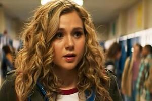 Премьера сериала на канале The CW Network состоится 12 мая 2020 года