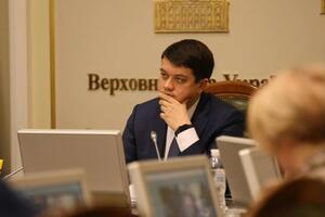 Разумков: Рада не закривається, вона продовжує працювати, однак ми змінюємо черговість пленарних та комітетських тижнів