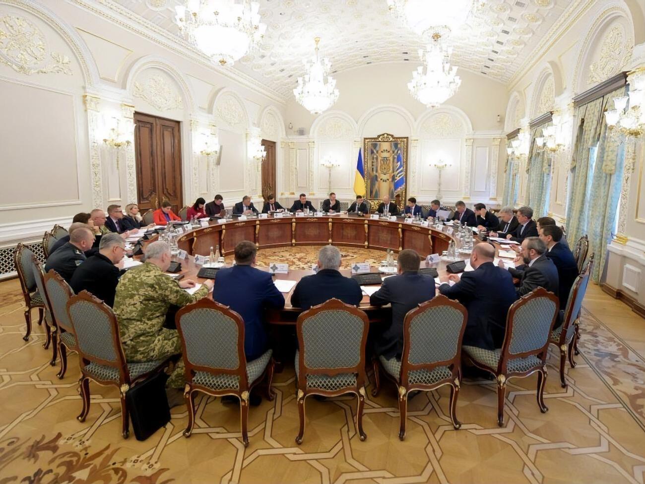 СНБО обсудит ситуацию с распространением коронавируса