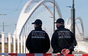 Въезд в Шенгенскую зону закрыт на 30 дней