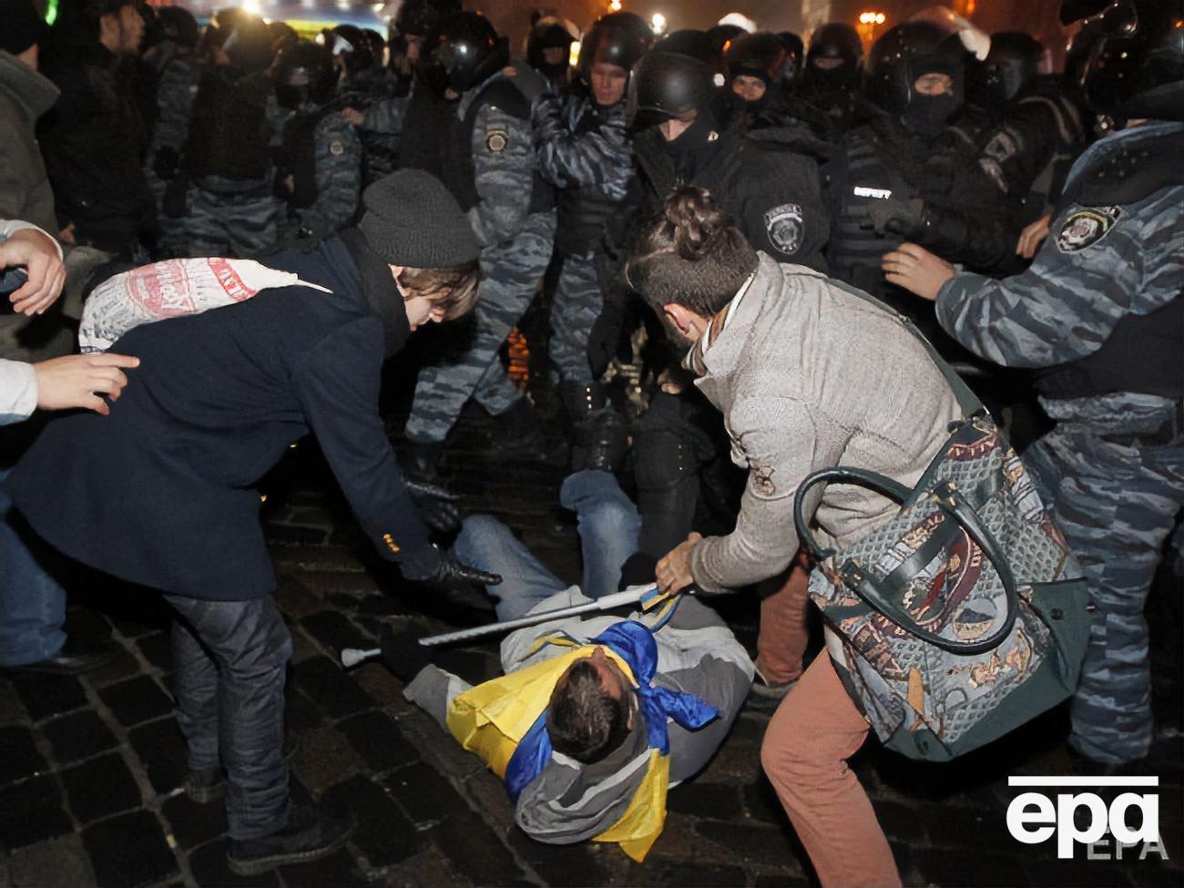 В результате трагических событий 18–20 февраля 2014 года погибло 107 человек