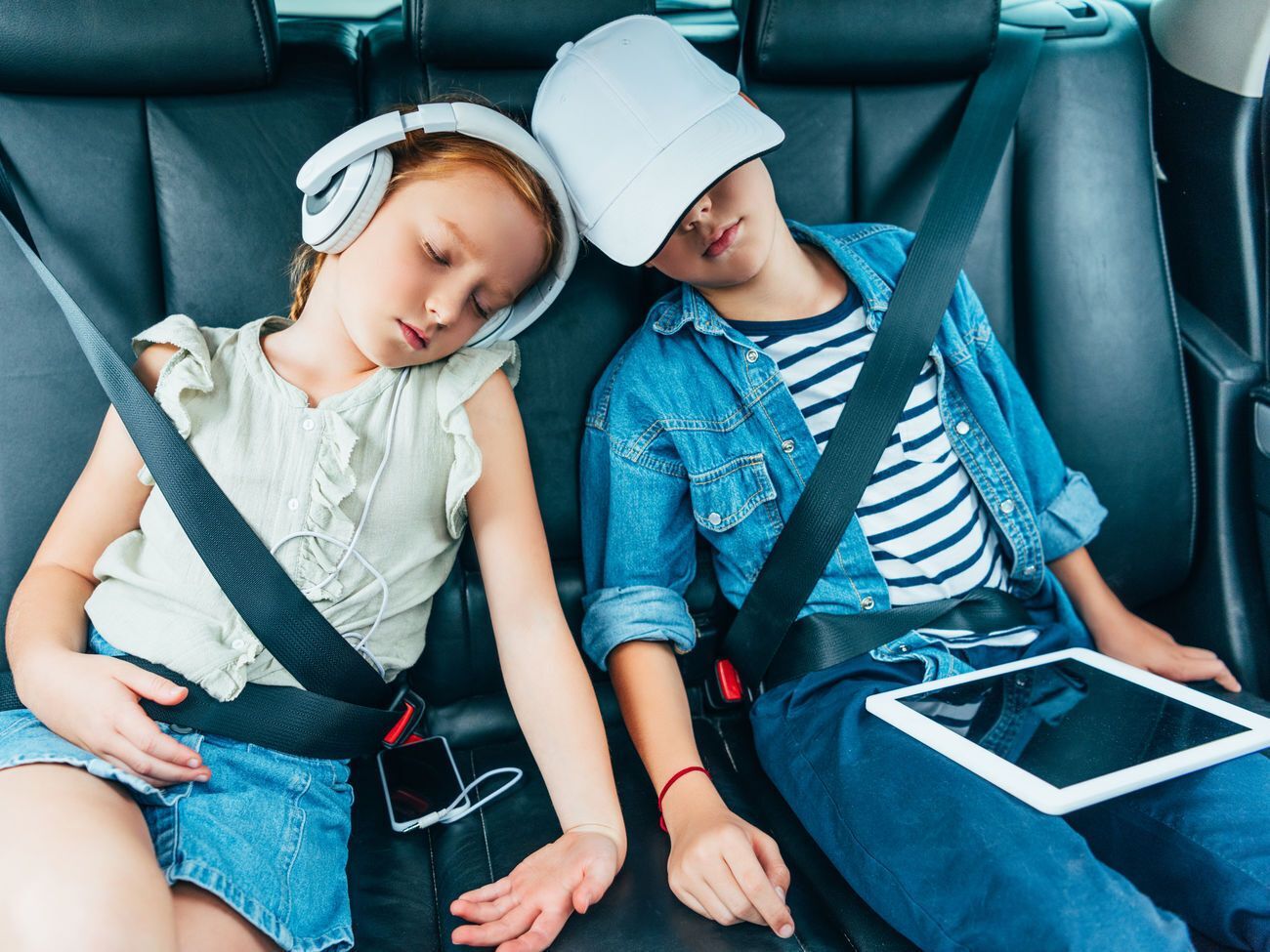 Авторы законопроекта считают, что крупные интернет-компании на каждом шагу заставляют детей покупать товары