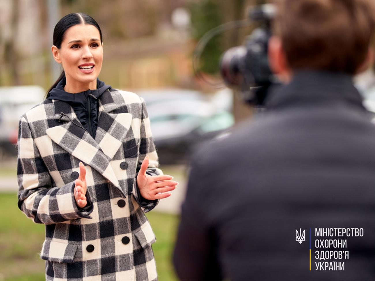 Ефросинина&nbsp;приняла участие в съемках ролика для Минздрава, призвав не заниматься самолечением