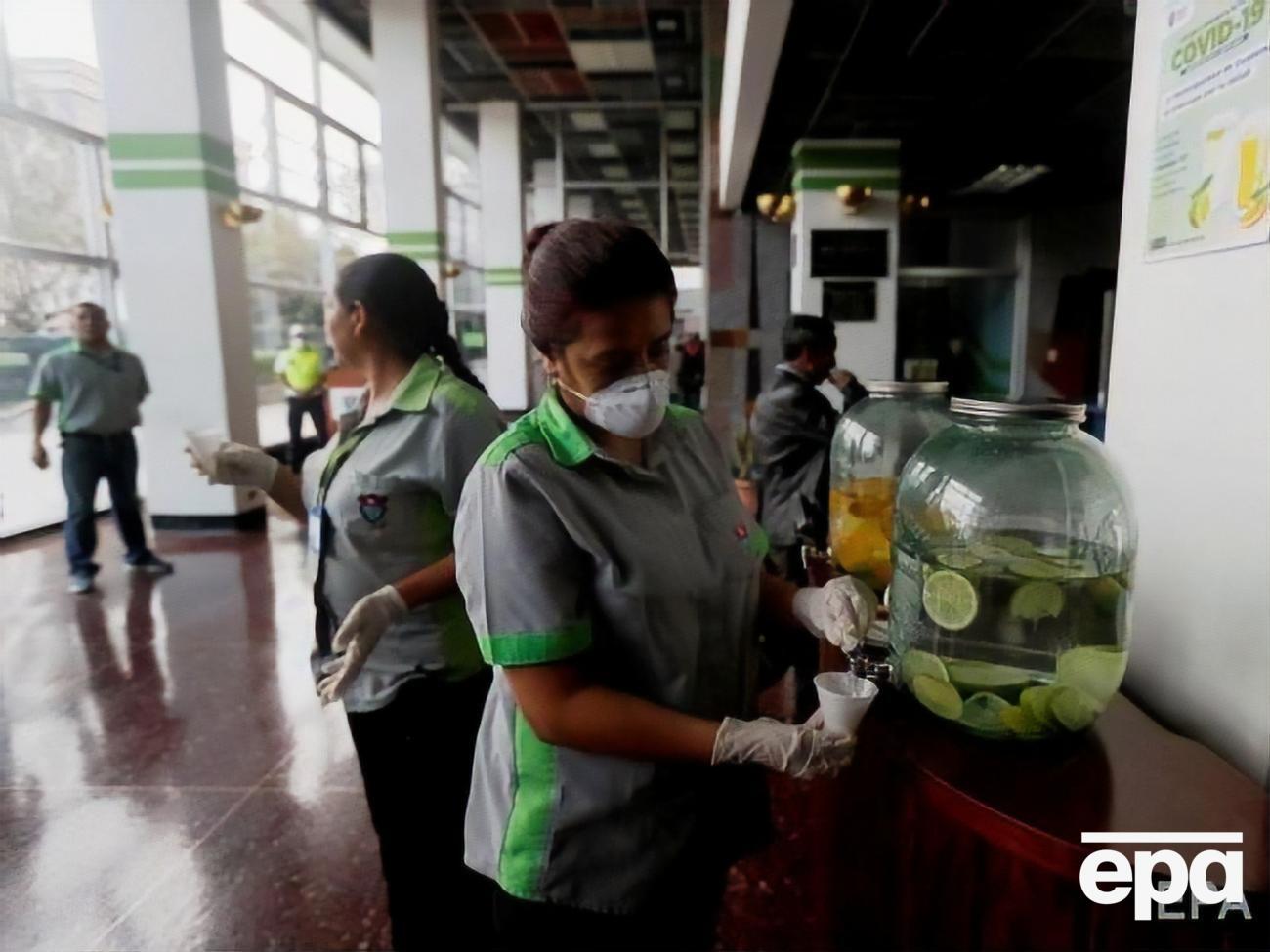 Всего&nbsp;коронавирусом инфицировано&nbsp;173 344 человека в более чем 150 странах, 7019 человек умерли