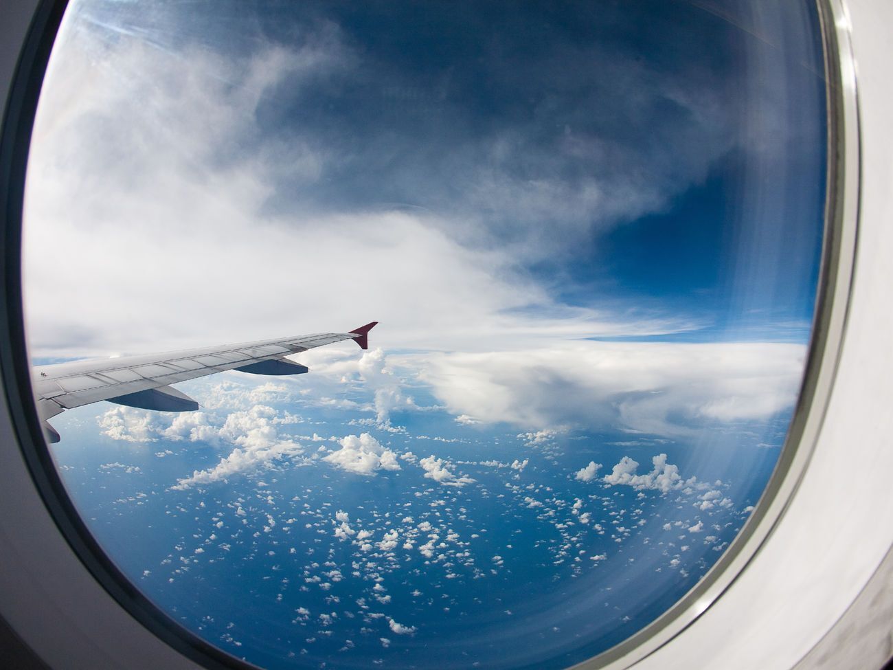 По информации МИД, более 3,6 тыс. украинцев, которые находятся за рубежом, попросили вернуть их домой