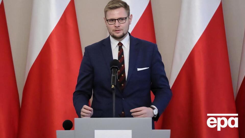 Вось был назначен министром 5 марта 2020 года