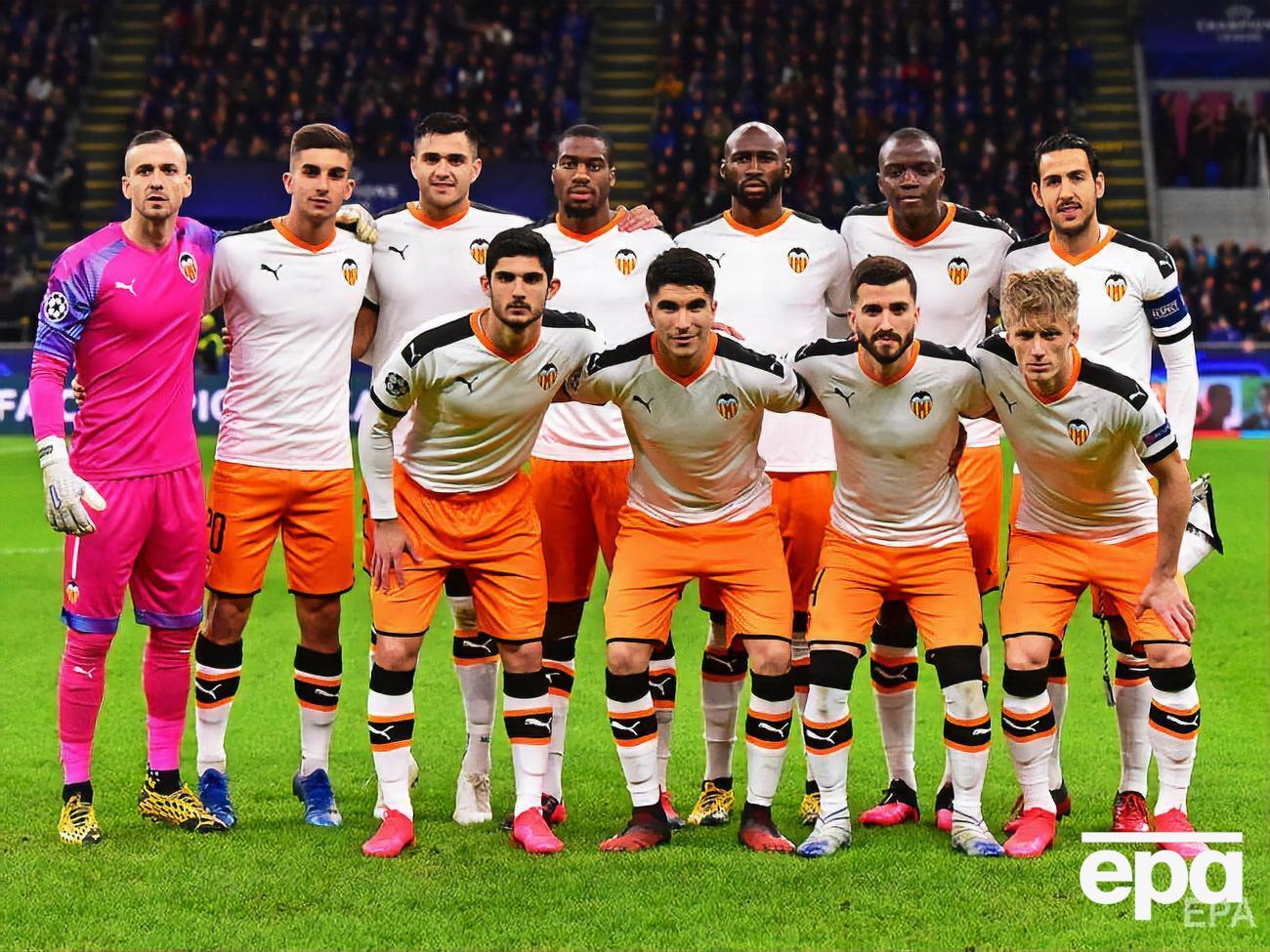 В ФК "Валенсия" ряд игроков подцепили коронавирус