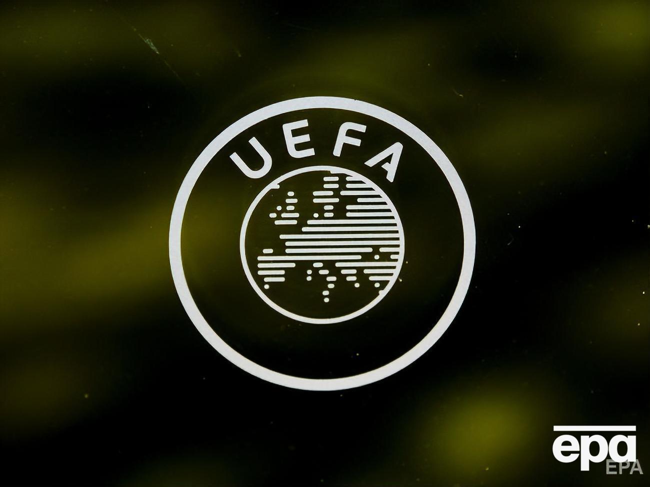 Футбольные турниры возобновят, когда это будет "уместным и достаточно разумным", заявили в УЕФА
