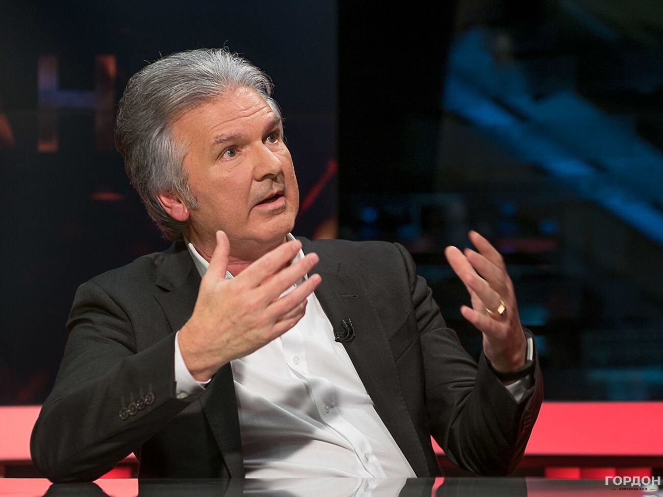 Швец:&nbsp;Я глубоко убежден, что сейчас в Кремле сидят уникально полезные идиоты самых страшных врагов России