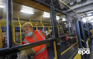 Коммунальный транспорт в Киеве дезинфицируют перед выездом на маршрут и вечером в депо