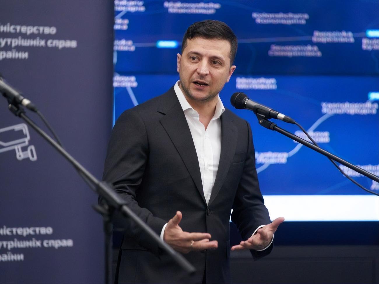 Также Зеленский и глава МККК говорили о ситуации на Донбассе