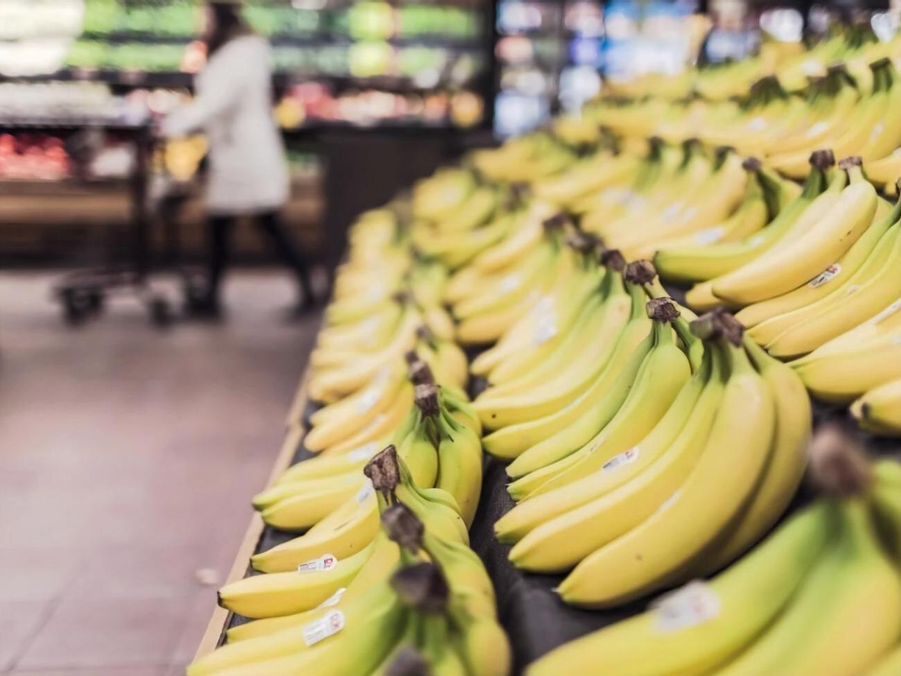 Україна імпортує лише 10% товарів, стверджує митниця