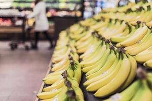 Україна імпортує лише 10% товарів, стверджує митниця