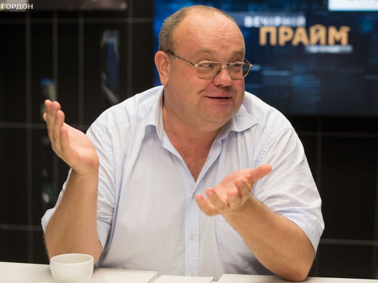 Павелко стверджує, що заощадив на футбольних майданчиках 12 млн грн. Тобто недокрав