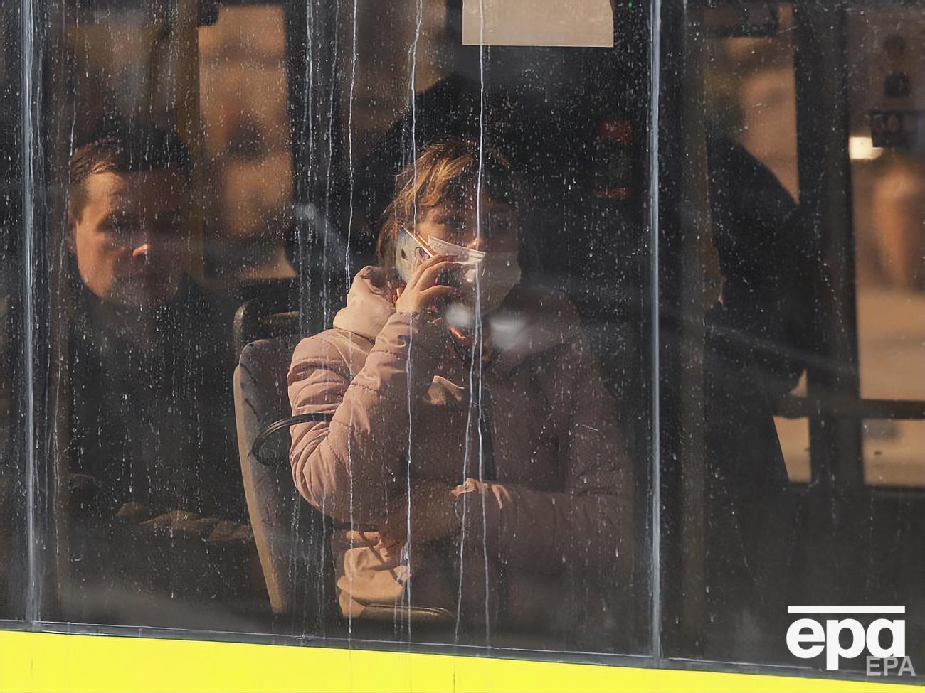 По данным Минздрава, по одному случаю коронавируса зафиксировали в Киевской и Донецкой областях